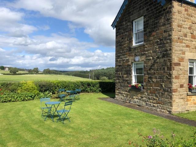 Hassop Station Apartment On The Monsal Trail Bakewell Exterior foto